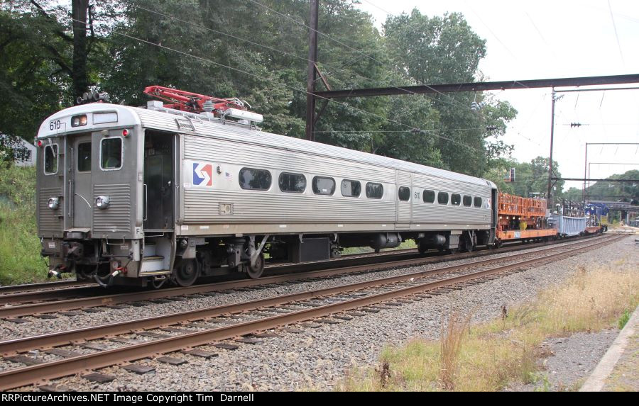 SPAX 610 cab car on the wire train